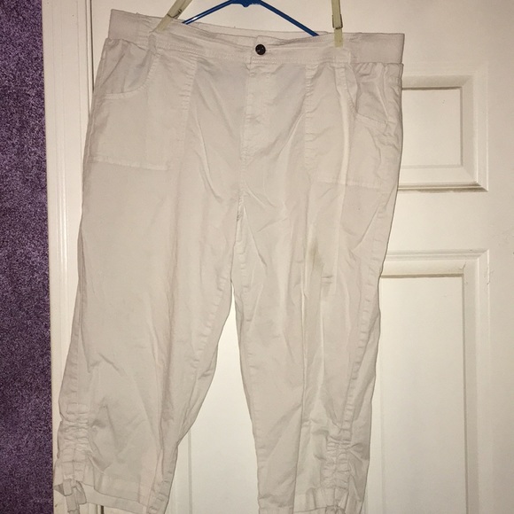 Basic Edition Capri - Picture 1 of 1